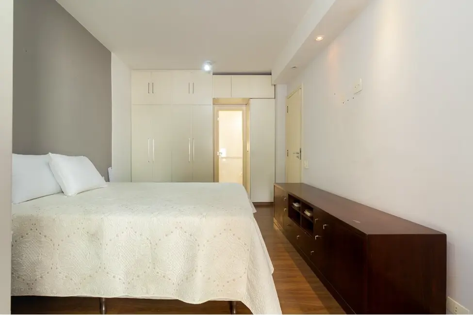 Apartamento com 4 quartos à venda, 215m2 em Perdizes, São Paulo - SP - imagem 4 Foto 4 de Apartamento com 4 quartos à venda, 215m2 em Perdizes, São Paulo - SP