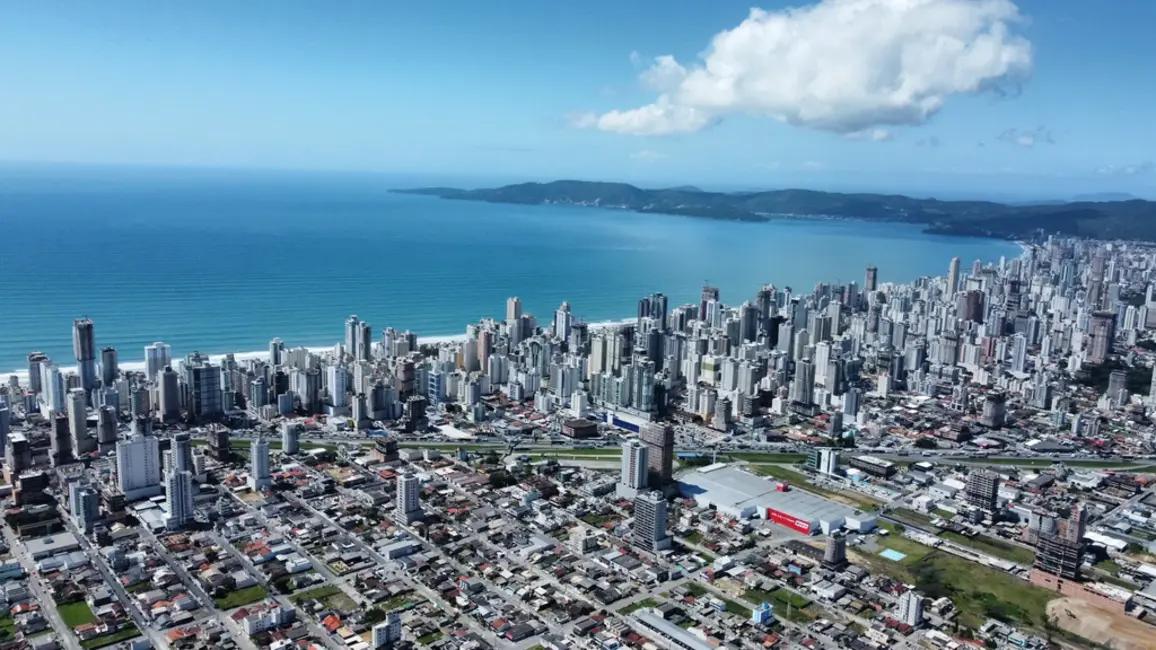 Foto 5 de Sala Comercial à venda, 58m2 em Itapema - SC