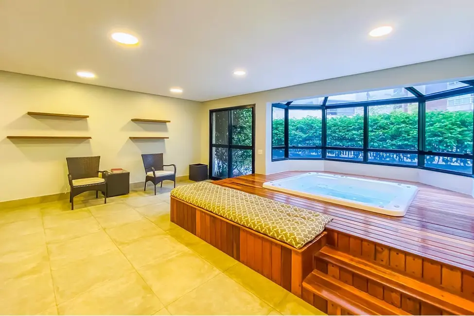 Foto 9 de Apartamento com 5 quartos à venda, 190m2 em Itaim Bibi, São Paulo - SP