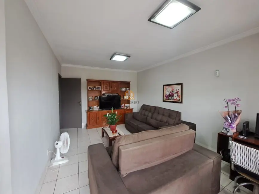 Foto 4 de Casa com 2 quartos à venda, 191m2 em Vila Josefina, Jundiai - SP