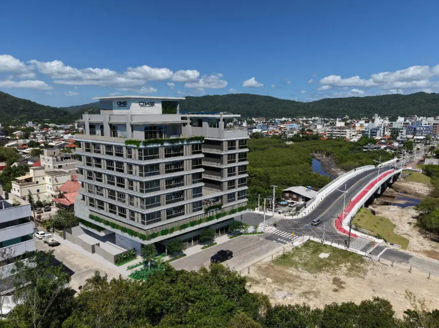 Foto 3 de Apartamento com 1 quarto à venda, 67m2 em Bombinhas - SC