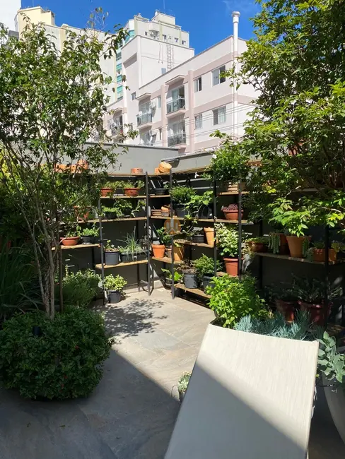 Foto 6 de Casa com 3 quartos à venda, 470m2 em Centro, Balneario Camboriu - SC