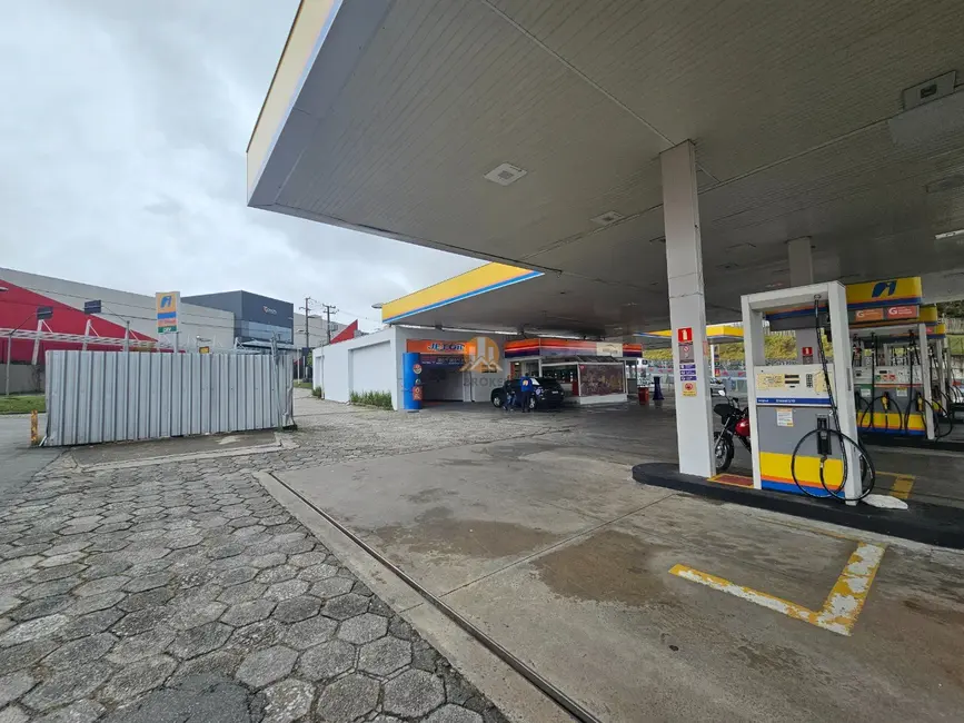 Loja para alugar, 211m2 em Jardim Botânico, Curitiba - PR - imagem 3 Foto 3 de Loja para alugar, 211m2 em Jardim Botânico, Curitiba - PR