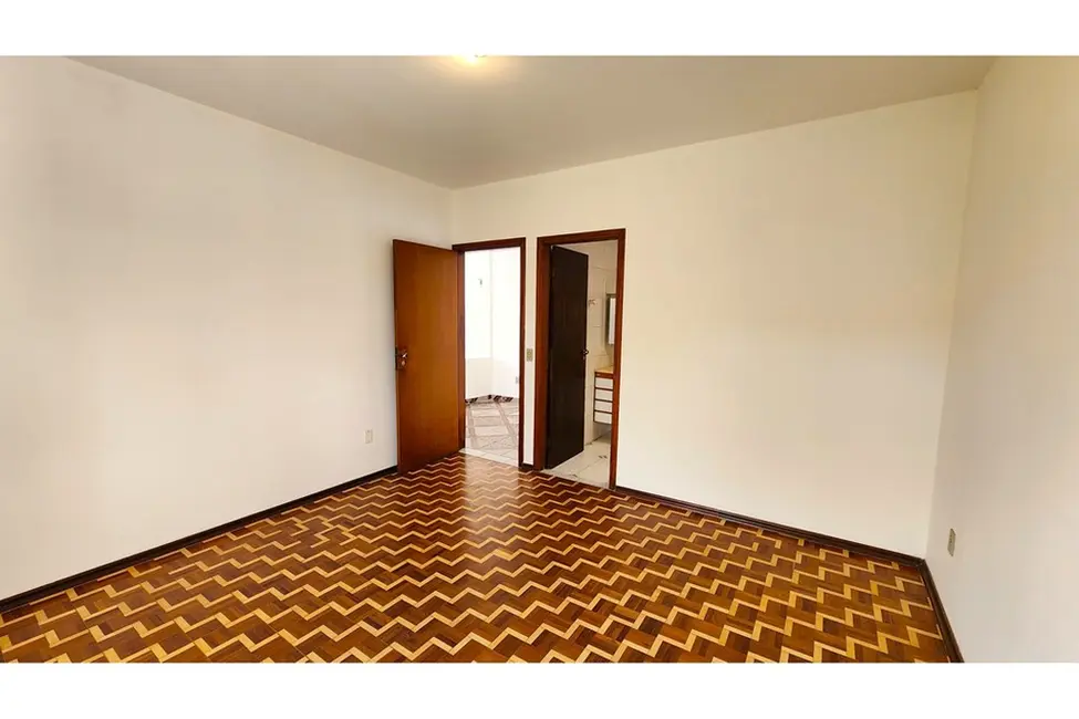 Foto 4 de Casa com 4 quartos à venda, 218m2 em Mirandópolis, São Paulo - SP