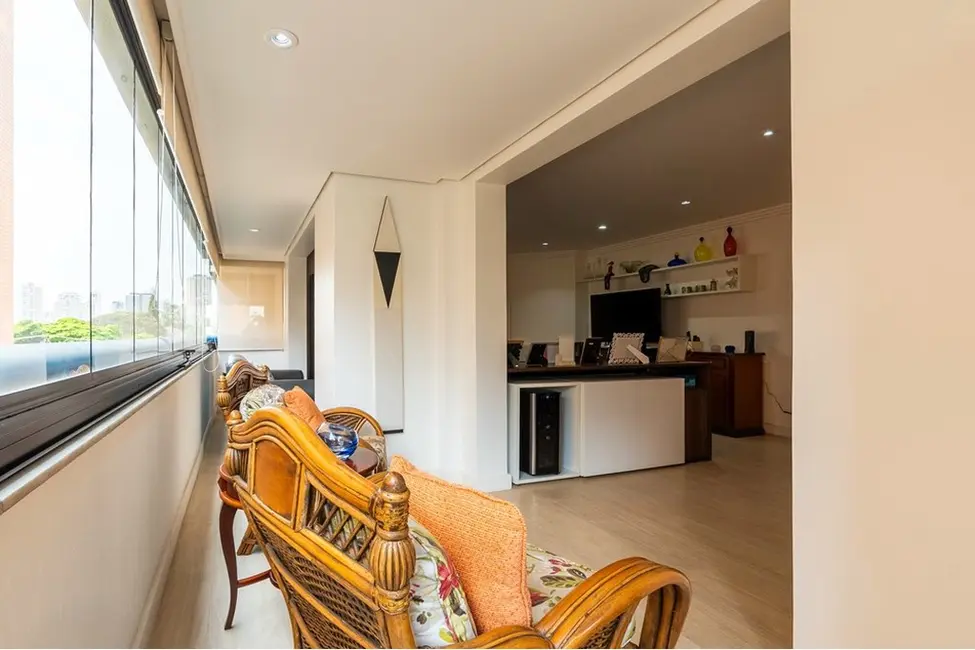 Apartamento com 3 quartos à venda, 132m2 em Brooklin Novo, São Paulo - SP - imagem 9 Foto 9 de Apartamento com 3 quartos à venda, 132m2 em Brooklin Novo, São Paulo - SP