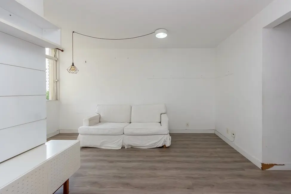 Foto 2 de Apartamento com 2 quartos à venda, 84m2 em Moema, São Paulo - SP