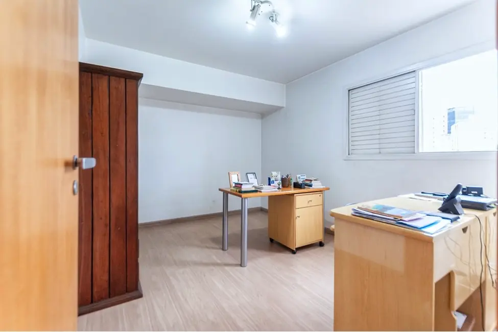 Apartamento com 4 quartos à venda, 260m2 em Bela Vista, São Paulo - SP - imagem 2 Foto 2 de Apartamento com 4 quartos à venda, 260m2 em Bela Vista, São Paulo - SP