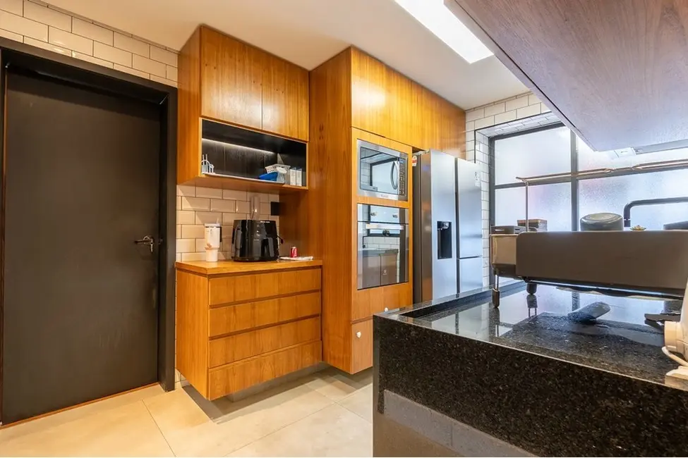 Foto 6 de Apartamento com 3 quartos à venda, 246m2 em Indianópolis, São Paulo - SP