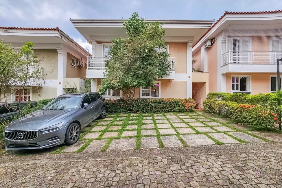 Foto 1 de Casa de Condomínio com 3 quartos à venda, 330m2 em Rio Pequeno, São Paulo - SP