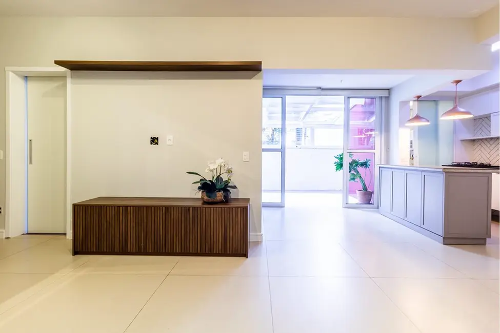Foto 2 de Apartamento com 3 quartos à venda, 157m2 em Alto da Lapa, São Paulo - SP
