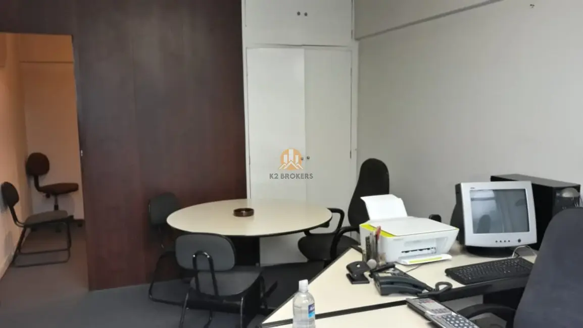 Sala Comercial à venda, 30m2 em Santo Amaro, São Paulo - SP - imagem 2 Foto 2 de Sala Comercial à venda, 30m2 em Santo Amaro, São Paulo - SP