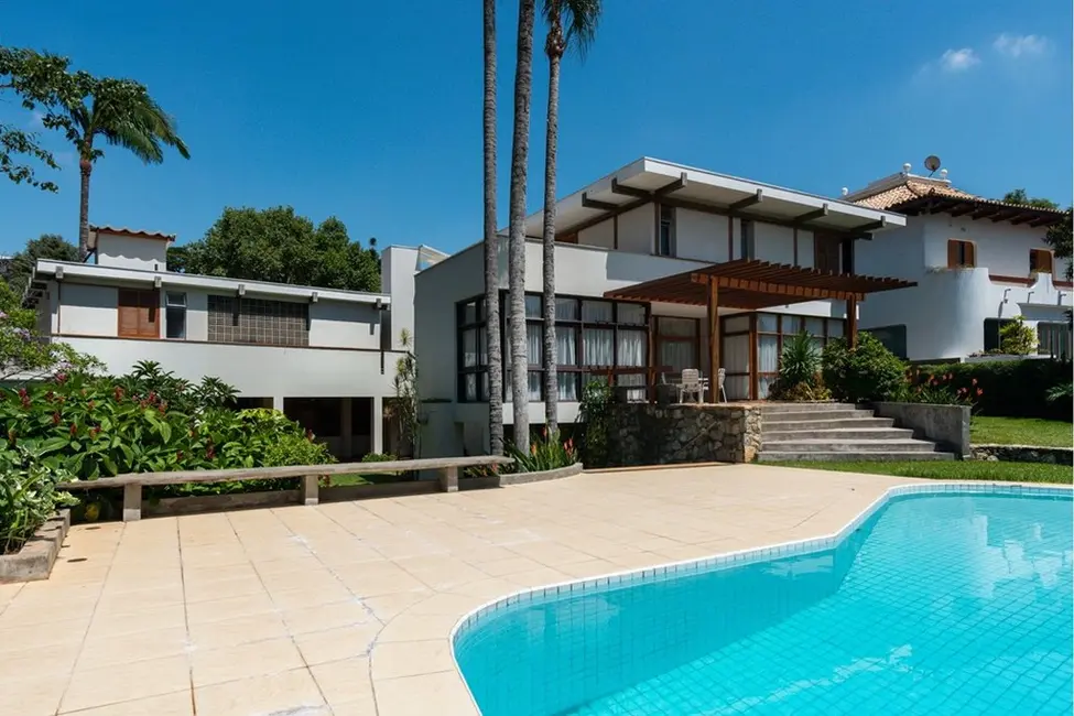 Foto 2 de Casa com 3 quartos à venda, 590m2 em Pacaembu, São Paulo - SP