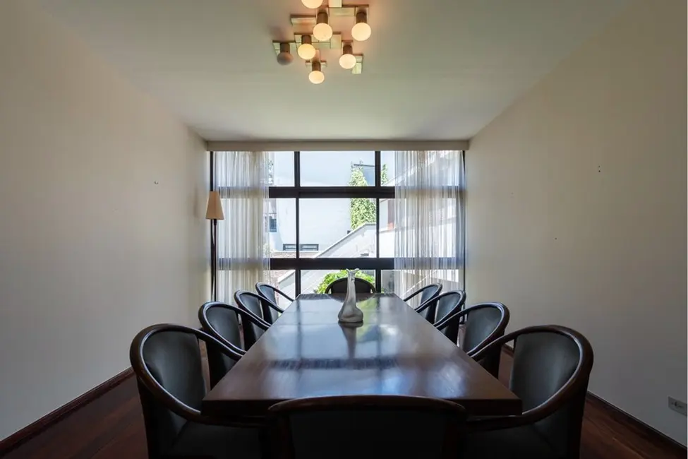 Foto 3 de Casa com 3 quartos à venda, 590m2 em Pacaembu, São Paulo - SP