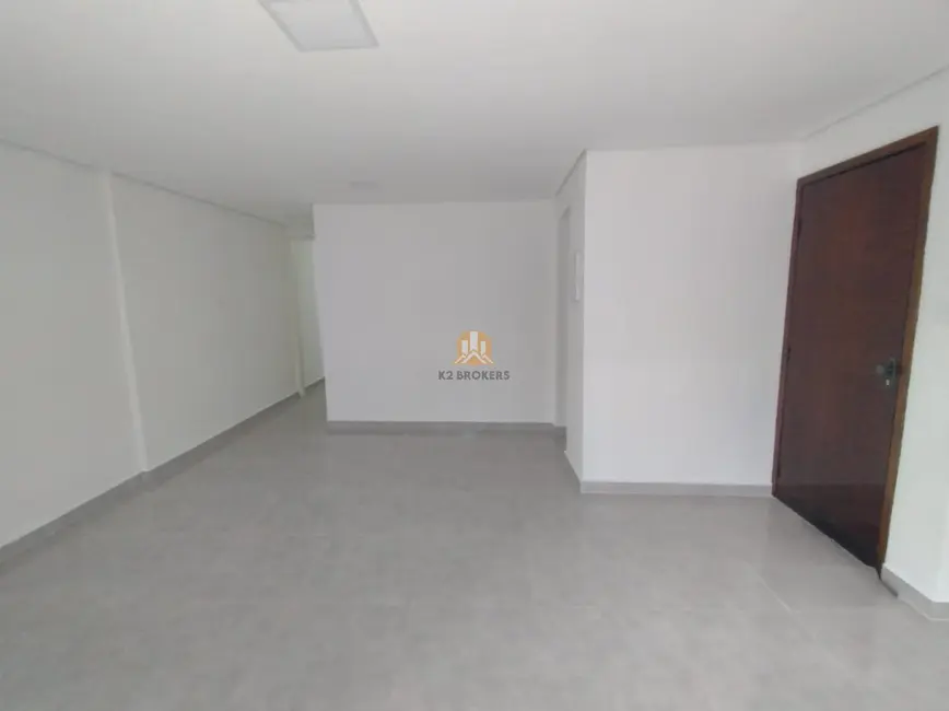 Foto 6 de Casa com 2 quartos à venda, 140m2 em Jardim Imperial, São Paulo - SP