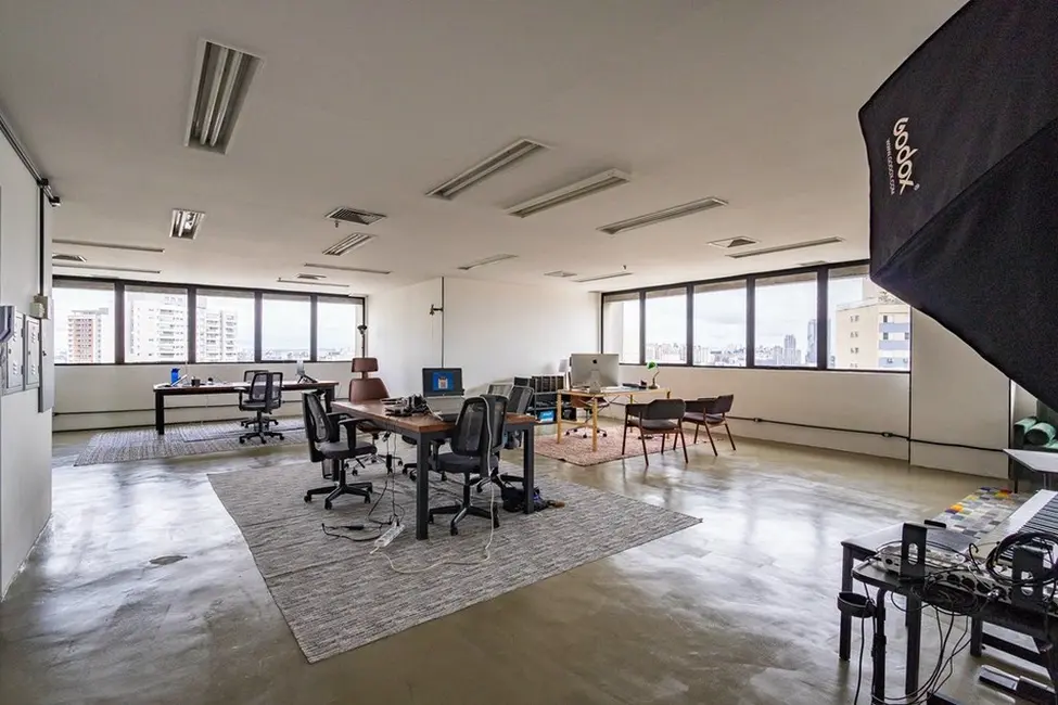 Foto 2 de Sala Comercial à venda, 122m2 em Santo Amaro, São Paulo - SP