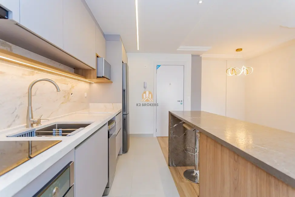 Apartamento com 2 quartos à venda, 72m2 em Bacacheri, Curitiba - PR - imagem 9 Foto 9 de Apartamento com 2 quartos à venda, 72m2 em Bacacheri, Curitiba - PR