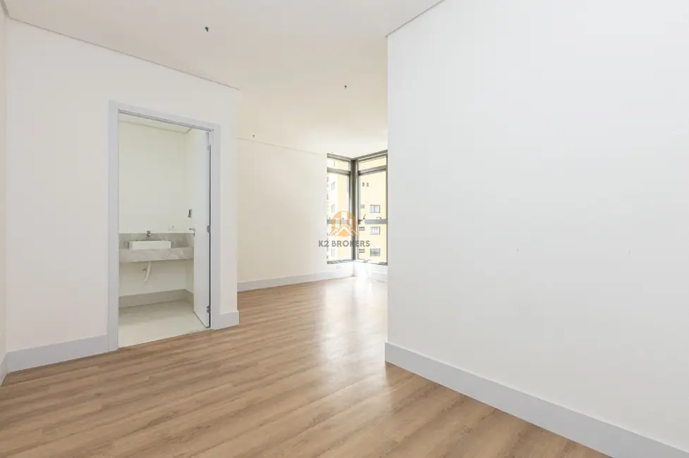 Foto 9 de Apartamento com 3 quartos à venda, 151m2 em Batel, Curitiba - PR