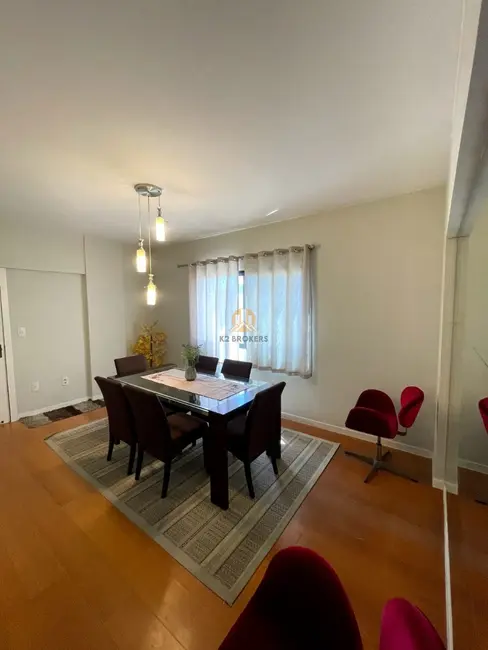 Foto 6 de Apartamento com 3 quartos à venda, 130m2 em Balneario Camboriu - SC