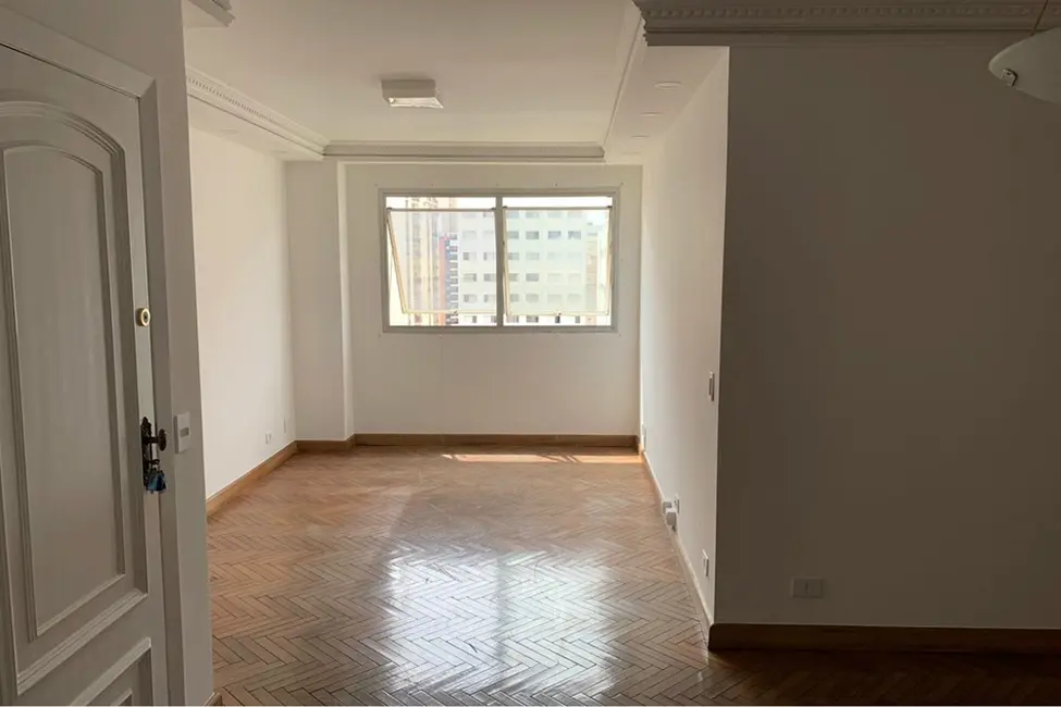Foto 2 de Apartamento com 3 quartos à venda, 100m2 em Moema, São Paulo - SP