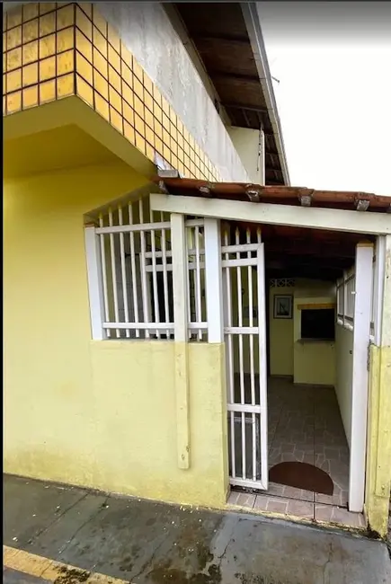 Foto 4 de Casa com 2 quartos à venda, 53m2 em Guaratuba - PR