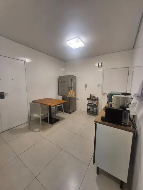 Foto 8 de Apartamento com 3 quartos à venda, 142m2 em Jardim Paulista, São Paulo - SP