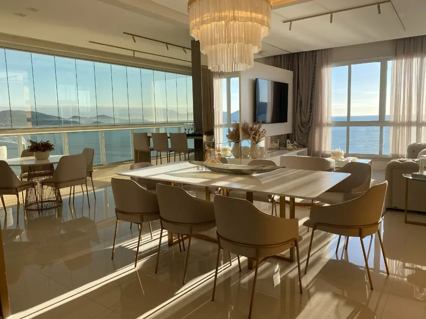 Foto 1 de Apartamento com 4 quartos à venda, 180m2 em Meia Praia, Itapema - SC