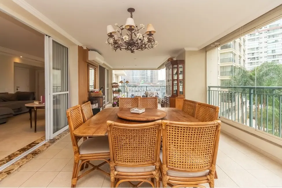 Foto 9 de Apartamento com 4 quartos à venda, 205m2 em Vila Gertrudes, São Paulo - SP