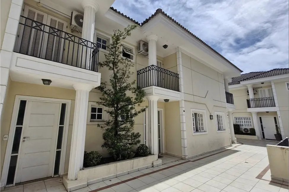 Foto 1 de Casa de Condomínio com 3 quartos à venda, 148m2 em Parque São Domingos, São Paulo - SP