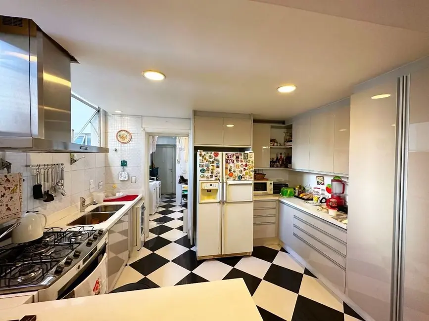 Apartamento com 2 quartos à venda, 183m2 em Jardim Paulista, São Paulo - SP - imagem 8 Foto 8 de Apartamento com 2 quartos à venda, 183m2 em Jardim Paulista, São Paulo - SP
