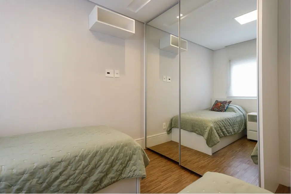 Foto 2 de Apartamento com 4 quartos à venda, 241m2 em Água Branca, São Paulo - SP