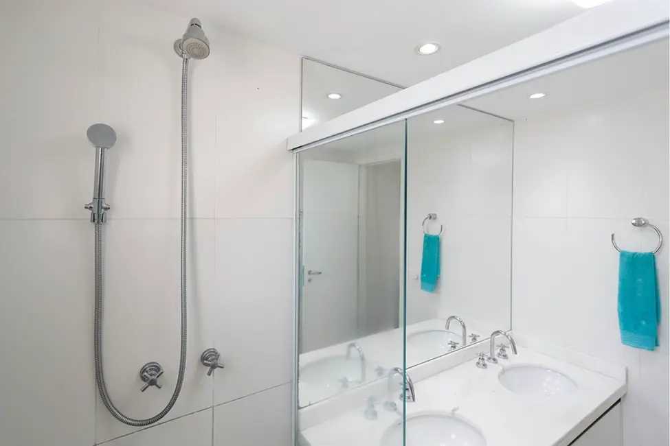 Apartamento com 3 quartos à venda, 157m2 em Água Branca, São Paulo - SP - imagem 3 Foto 3 de Apartamento com 3 quartos à venda, 157m2 em Água Branca, São Paulo - SP