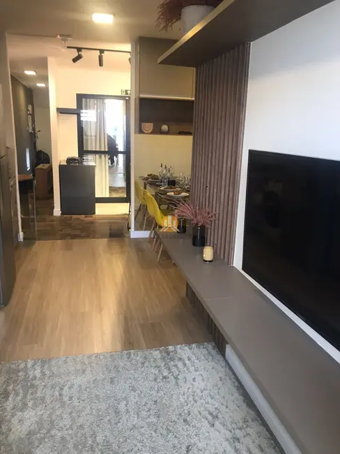 Foto 2 de Apartamento com 2 quartos à venda, 53m2 em Portão, Curitiba - PR