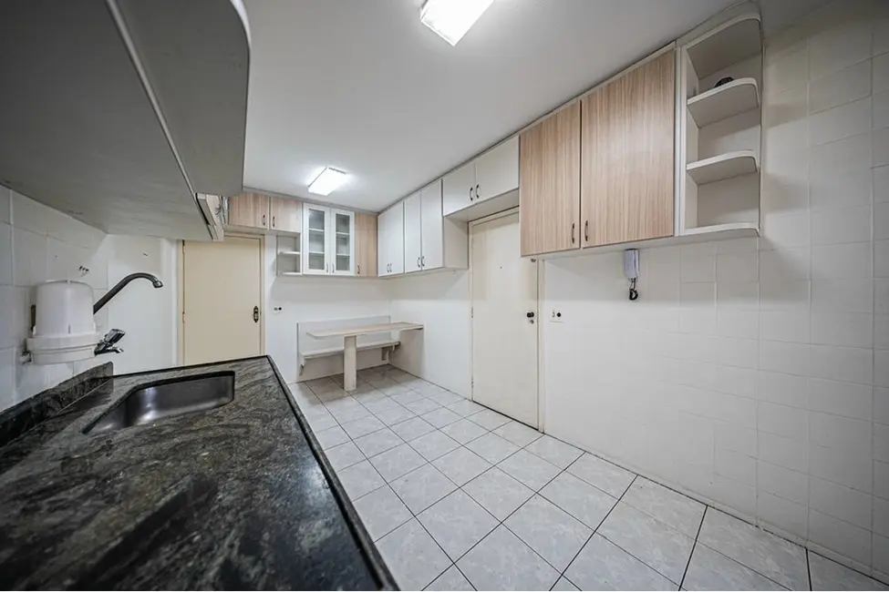 Foto 8 de Apartamento com 4 quartos à venda, 126m2 em Vila Mariana, São Paulo - SP