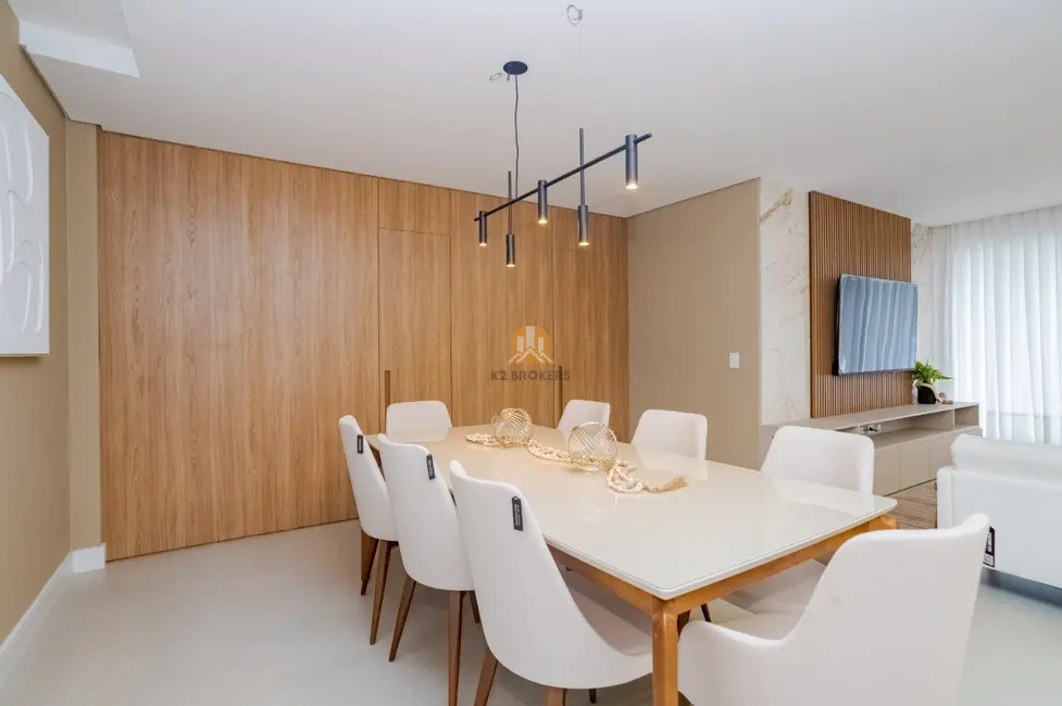 Apartamento com 3 quartos à venda, 128m2 em Batel, Curitiba - PR - imagem 7 Foto 7 de Apartamento com 3 quartos à venda, 128m2 em Batel, Curitiba - PR