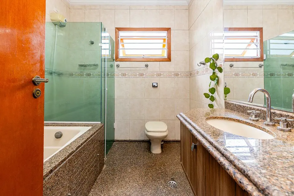Foto 2 de Casa com 4 quartos à venda, 276m2 em Vila Anhangüera, São Paulo - SP