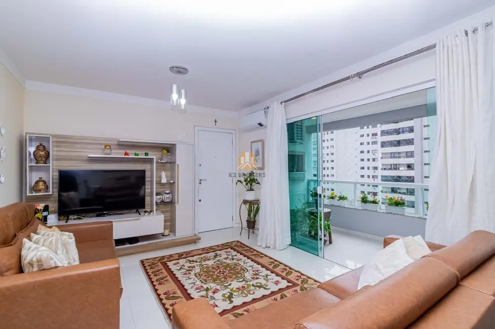 Foto 3 de Apartamento com 4 quartos à venda, 114m2 em Centro, Balneario Camboriu - SC