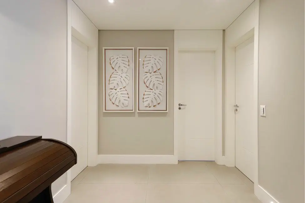 Foto 3 de Apartamento com 3 quartos à venda, 241m2 em Água Branca, São Paulo - SP