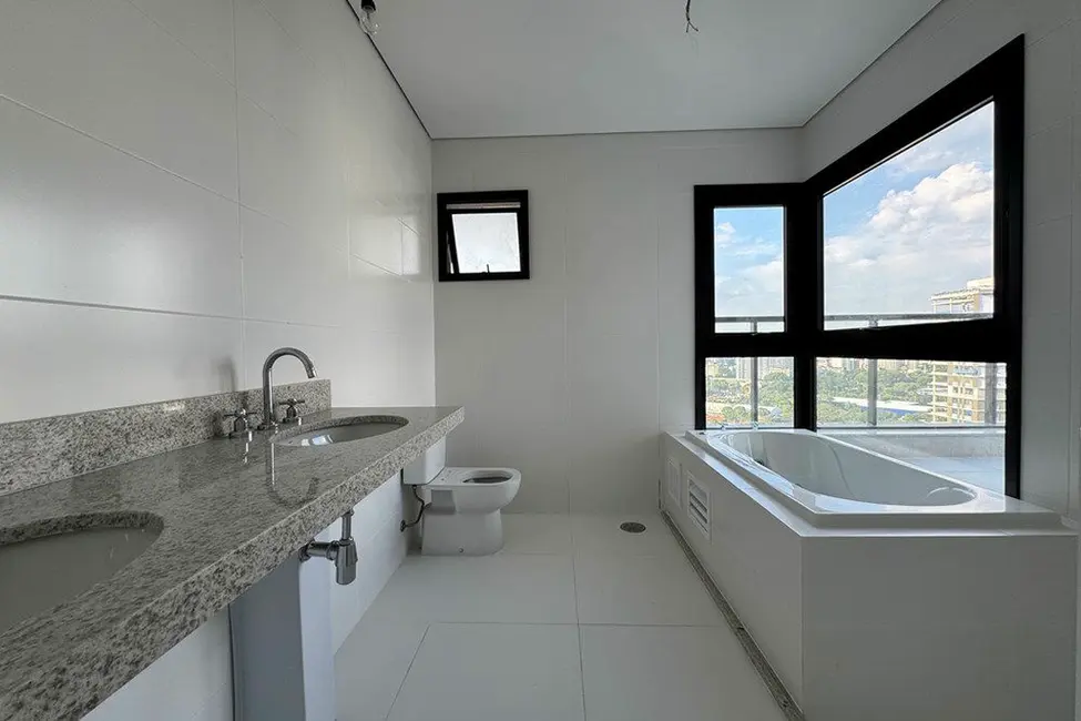 Foto 2 de Apartamento com 4 quartos à venda, 281m2 em Moema, São Paulo - SP