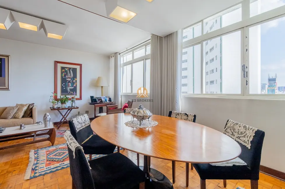 Apartamento com 3 quartos à venda, 144m2 em Jardim Paulista, São Paulo - SP - imagem 3 Foto 3 de Apartamento com 3 quartos à venda, 144m2 em Jardim Paulista, São Paulo - SP