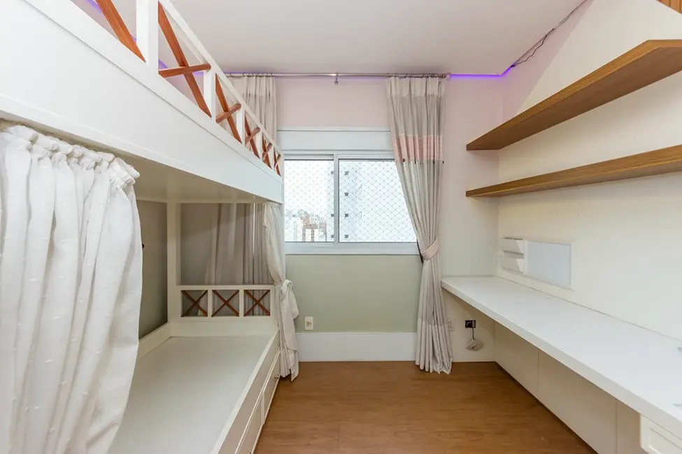 Foto 5 de Apartamento com 4 quartos à venda, 233m2 em Vila Uberabinha, São Paulo - SP