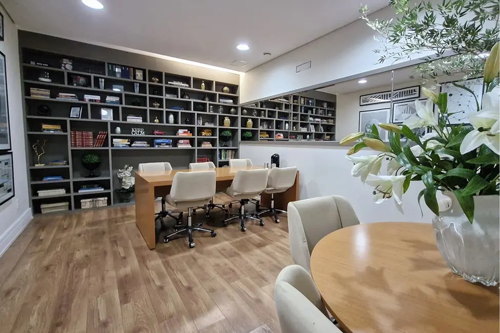 Foto 2 de Apartamento com 2 quartos à venda, 76m2 em Santo Amaro, São Paulo - SP