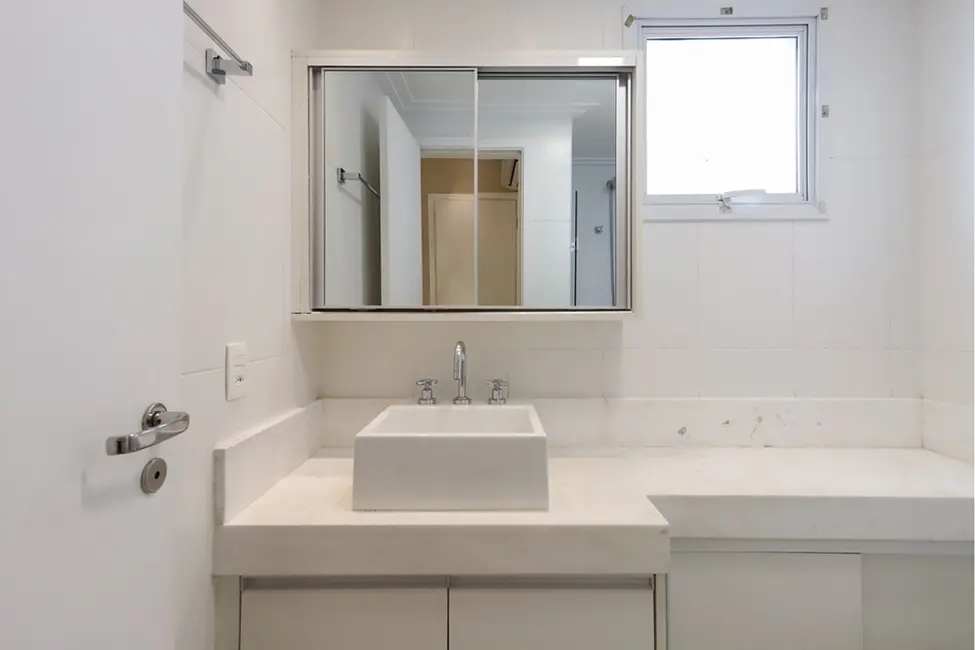 Foto 9 de Apartamento com 3 quartos à venda, 185m2 em Água Branca, São Paulo - SP