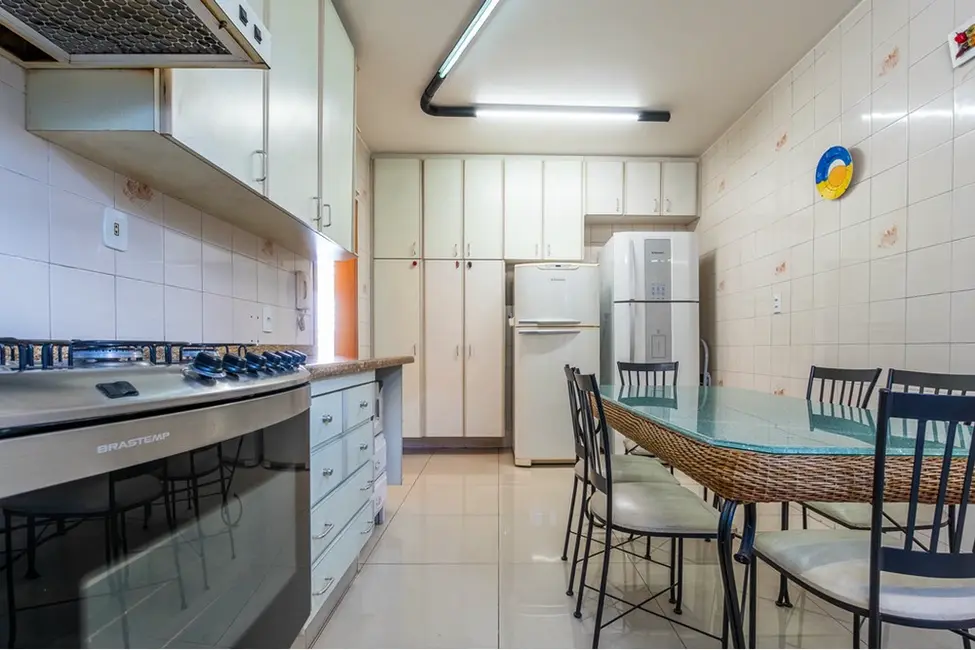 Foto 8 de Casa com 3 quartos à venda, 168m2 em Vila Cordeiro, São Paulo - SP