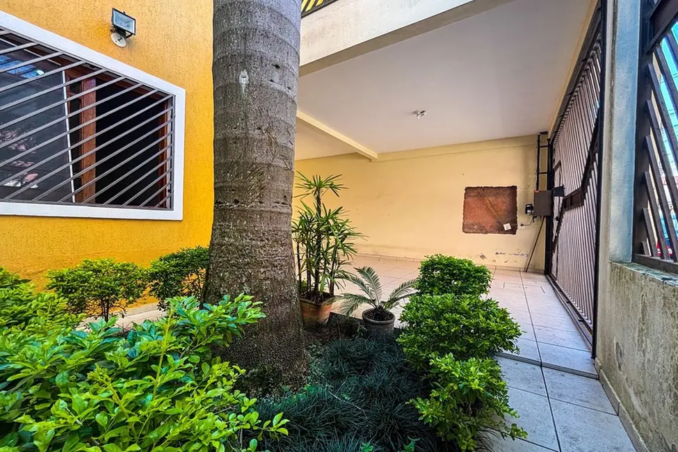 Foto 3 de Casa com 3 quartos à venda, 358m2 em Campo Grande, São Paulo - SP