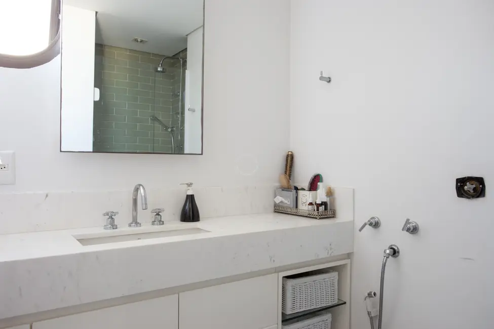 Foto 8 de Apartamento com 3 quartos à venda, 233m2 em Moema, São Paulo - SP