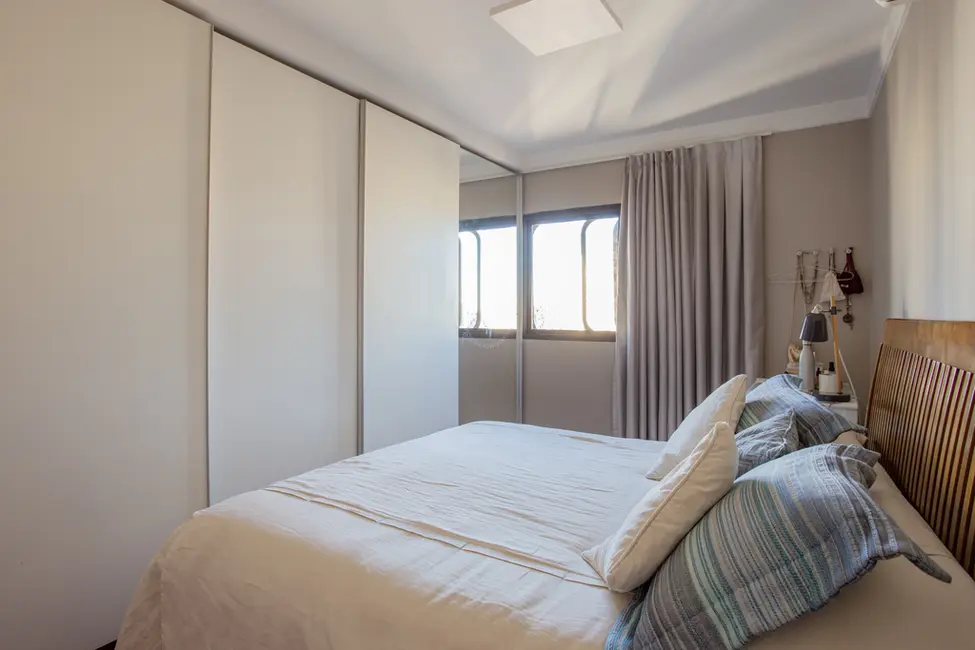 Foto 9 de Apartamento com 3 quartos à venda, 233m2 em Moema, São Paulo - SP