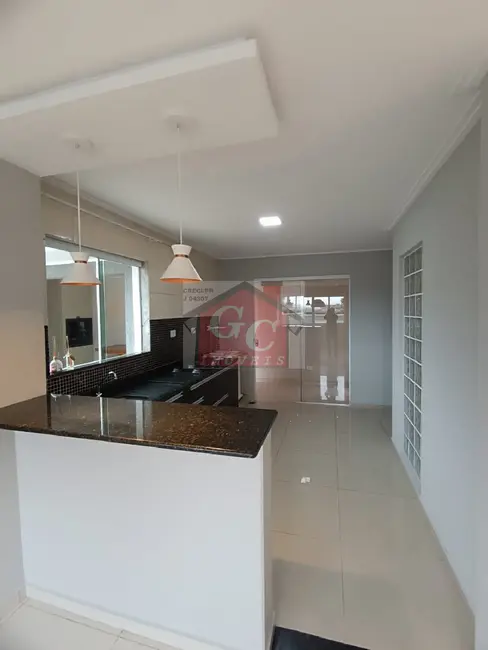 Sobrado com 3 quartos à venda, 181m2 em Alto das Oliveiras, Telemaco Borba - PR - imagem 7 Foto 7 de Sobrado com 3 quartos à venda, 181m2 em Alto das Oliveiras, Telemaco Borba - PR