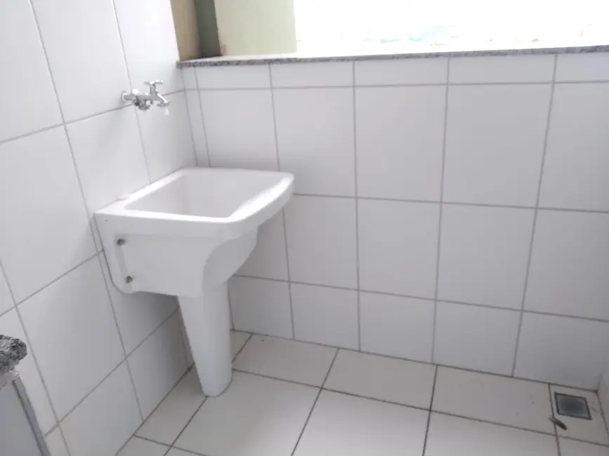 Apartamento com 3 quartos para alugar, 72m2 em Alto das Oliveiras, Telemaco Borba - PR - imagem 5 Foto 5 de Apartamento com 3 quartos para alugar, 72m2 em Alto das Oliveiras, Telemaco Borba - PR