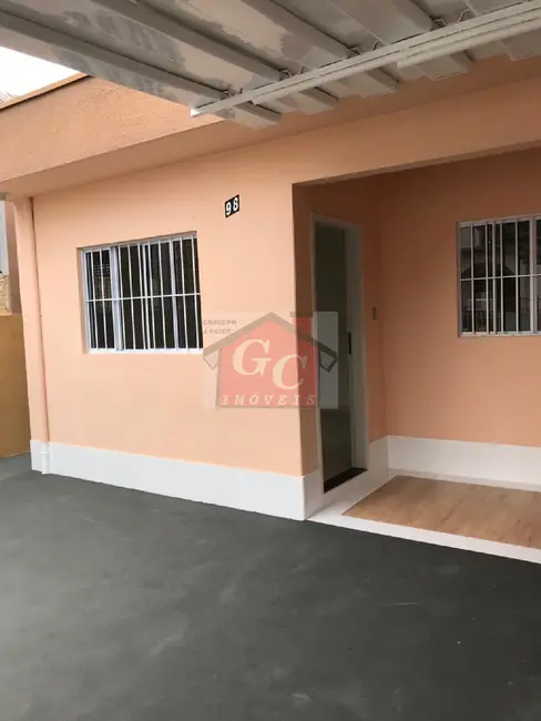 Foto 2 de Casa com 6 quartos à venda, 80m2 em Bela Vista do Paraíso, Telemaco Borba - PR