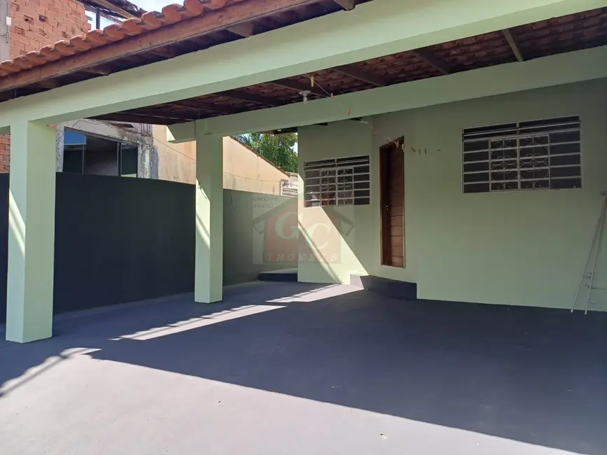 Foto 2 de Casa com 3 quartos à venda e para alugar, 100m2 em Jardim Bonavila, Telemaco Borba - PR